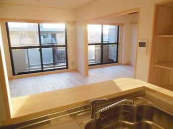 マンション　自然素材　リフォーム　リビング　ダイニング　キッチン