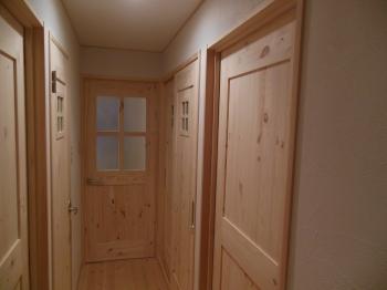 マンション天然木建具扉