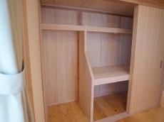 湿気の少ない桐の収納