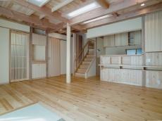 天然木自然素材の新築リビング